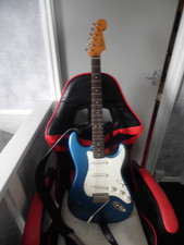 FENDER CLASSIC VIBE 60S STRATOCASTER