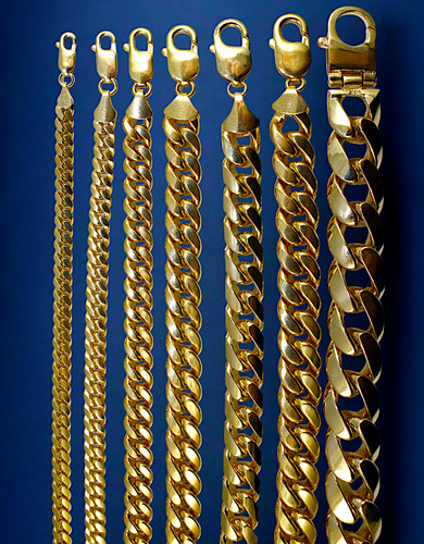 14k yellow gold solid - yellow,
