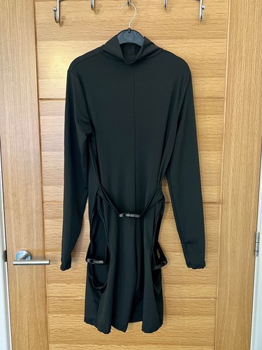 Black buckle open - buckle,