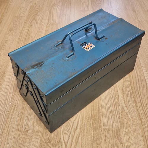 Blue metal cantilever tool box