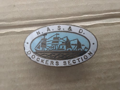 D dockers section - n,,