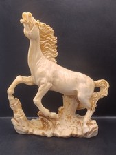 An Impressive Resin Horse Figure Good Detail Equestrian Interest RF300#6