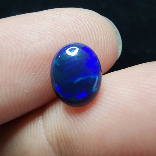 Ethiopian black opal - black,