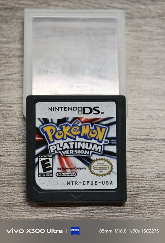 Pokemon platinum version - platinum,