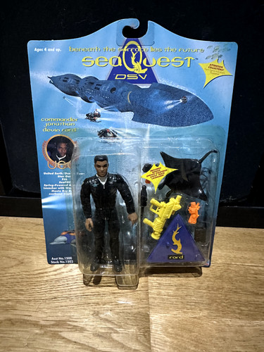 Seaquest dsv 2032 playmates - dsv,