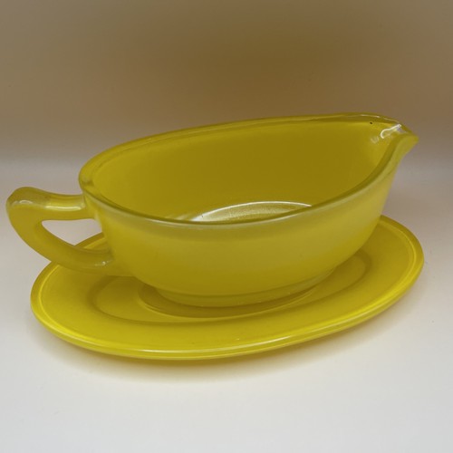 Vintage retro pyrex glass - retro,