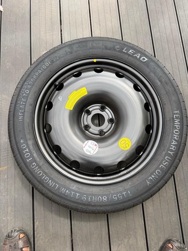 Spacesaver spare wheel - spacesaver,