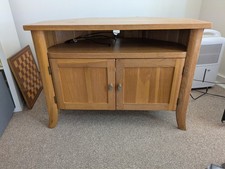 oak tv corner unit, excellent condition 