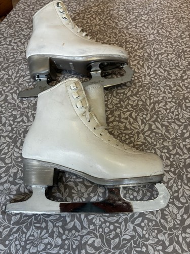 Ice skates italian size - skates., italian.
