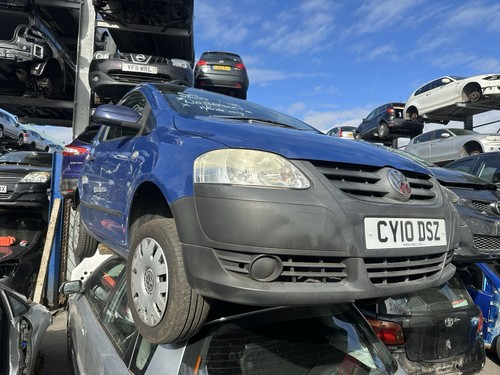 Fox 2010 blue breaking - vw,