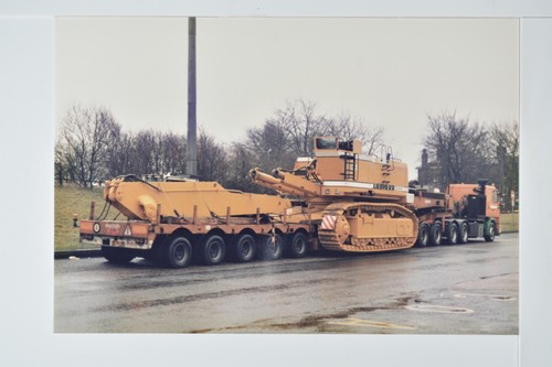 Liebherr crawler crane low - liebherr,