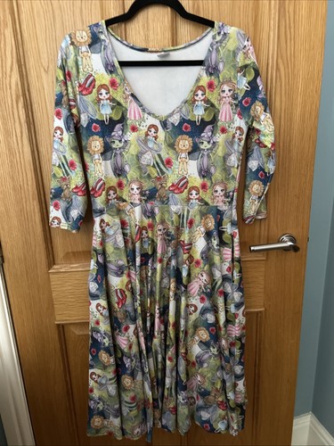 Carolina dress room size - carolina,