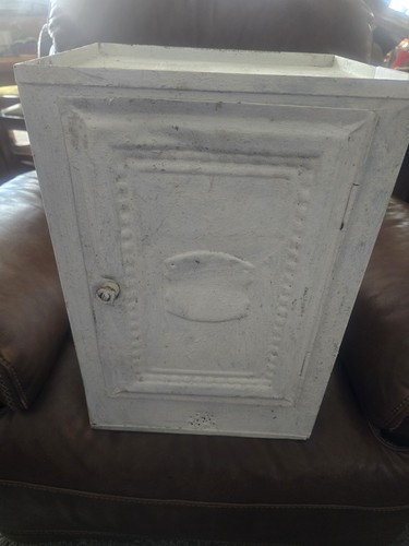 Vintage farmhouse tin - farmhouse, metal