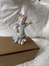 Nao by Lladro Figurine' Grand