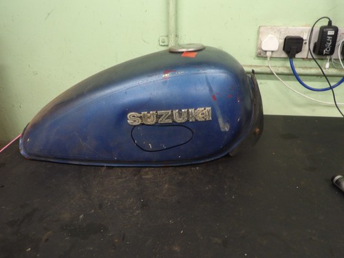 Suzuki 250 fuek tank - t,