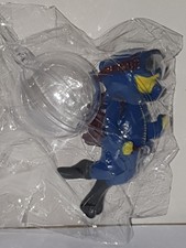 Floating diver fish - floating, tank