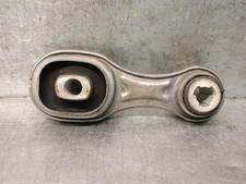 113606335r engine mounting - engine,