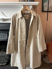 Aquascutum London Beige Mac