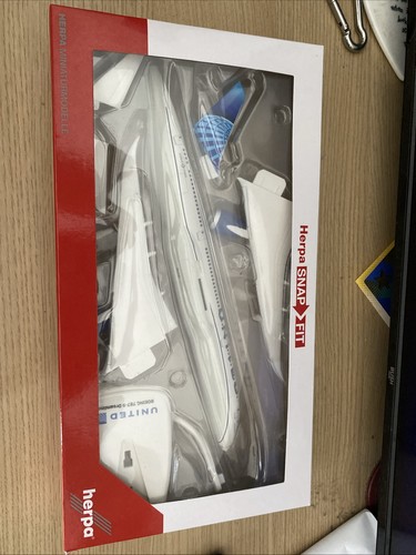 United b787 dreamliner 200 - united, 1/200