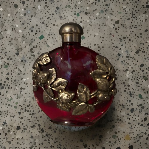 Red cut glass - cut, decorative