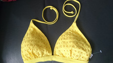 LOVELY LADIES TU SAINSBURYS YELLOW BIKINI TOP SIZE 8 EMBROIDERD DETAIL BNWT