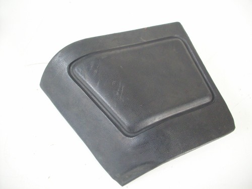 Knee pad right fairing/knee