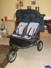 TWIN PUSHCHAIR RED CASTLE