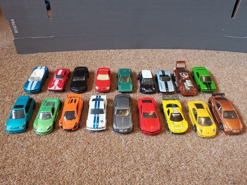 Job lot hot wheels - 18,
