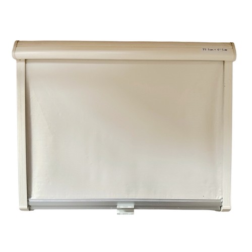 Caravan motorhome window - *caravan/motorhome,
