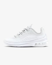 Nike Air Max Axis Size 7.5