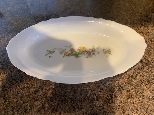 Beautiful vintage arcopal - beautiful,