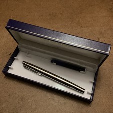 Waterman Fountain Pen Boxed - See Description