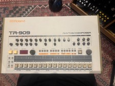 Roland TR-909 Drum Machine - Mint and Serviced - 240V UK
