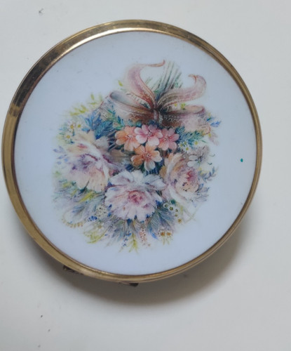 Vintage stratton compact with - stratton,