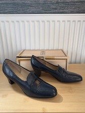 Vintage Barker of Earls Barton