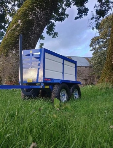 Silage trailer toy for ride - silage,