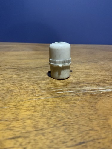 Vintage white bakelite bayonet - white,