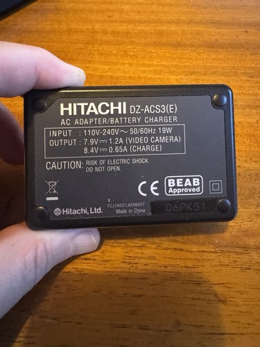 Genuine hitachi charger - hitachi,