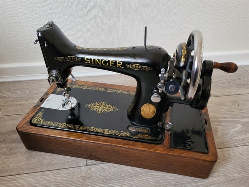 Antique singer hand crank - hand,