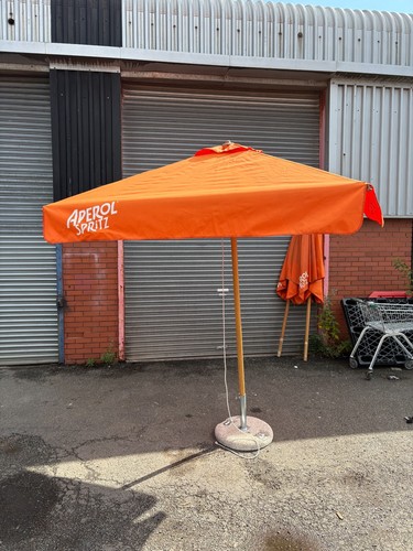 Aperol spritz garden - aperol, umbrella
