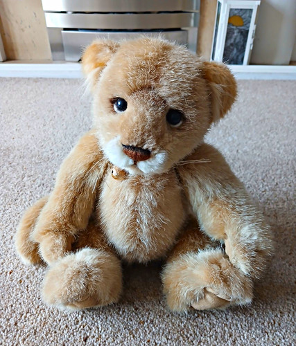 Charlie bears beige plush - charlie,