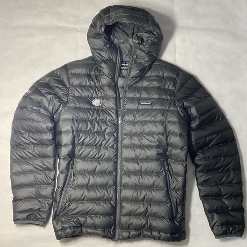New mens patagonia - new,