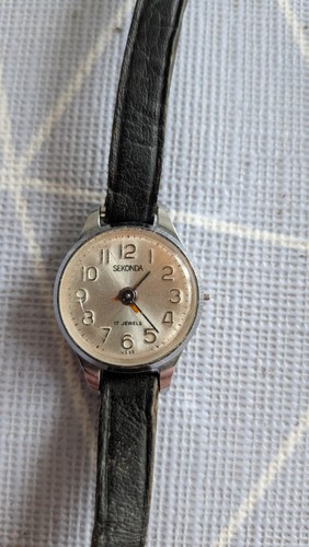 Vintage sekonda jewels ussr - jewels,