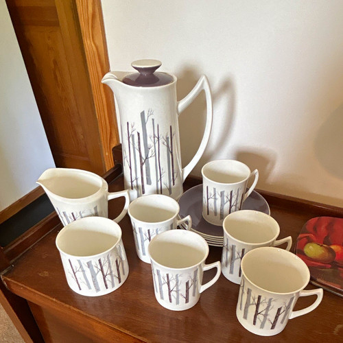 Elizabethan bone china - bone, tree