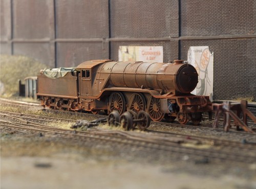 Scrapyard locomotive oo - scrapyard,