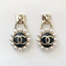 NEW Auth Chanel 21A CC Logo Pearl Crystal Dangling Black Enamel Stud Earrings