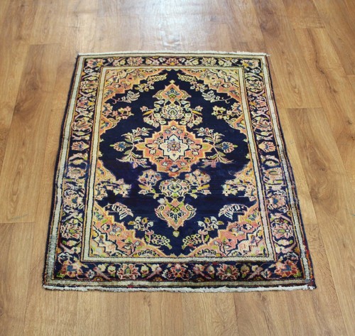 Old wool hand made - old,