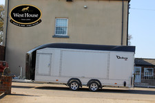 Debon C2000 enclosed car