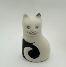 Highbank Porcelain Cat Ornament Lochgilphead Scotland Black And White Figurine