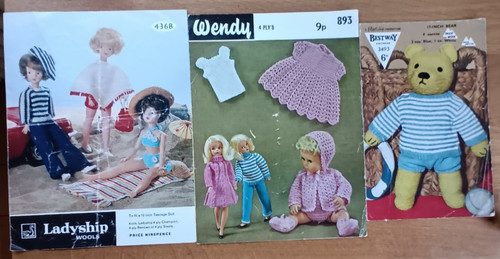 Bundle dolls clothes - bundle, of